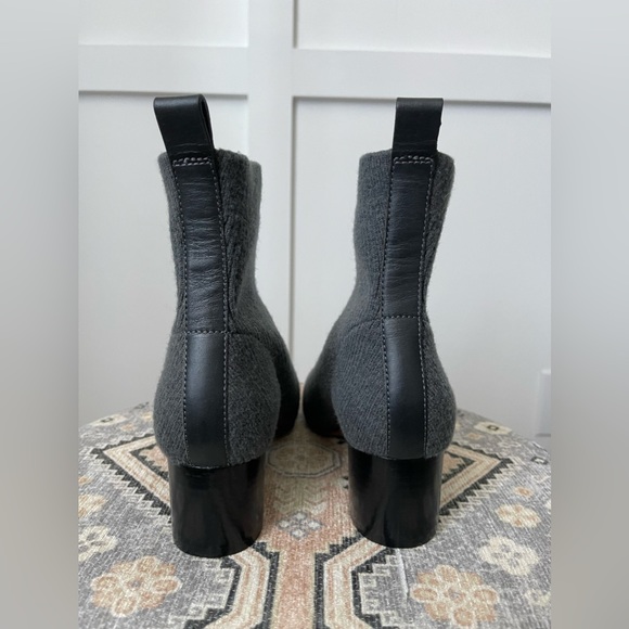 Everlane Glove Boot - Picture 6 of 9